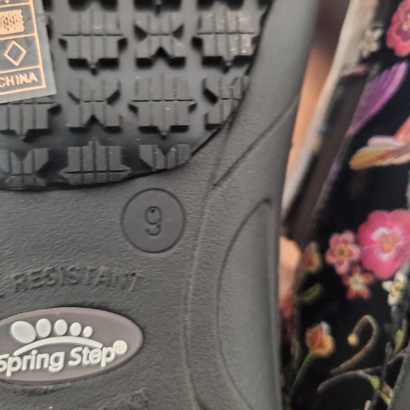 Clogs by Spring Step - Picture 4 of 6